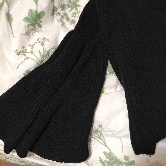 Free People black sweater - Picture 3 of 3